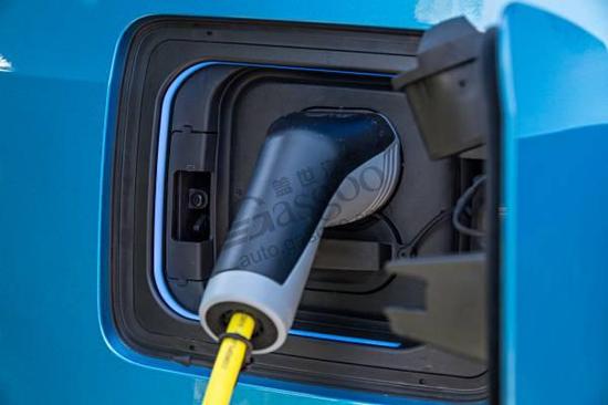 寶馬集團電動車累銷破5萬 在華漲幅達17%